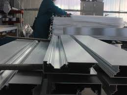 工业铝材挤压产品的冷却